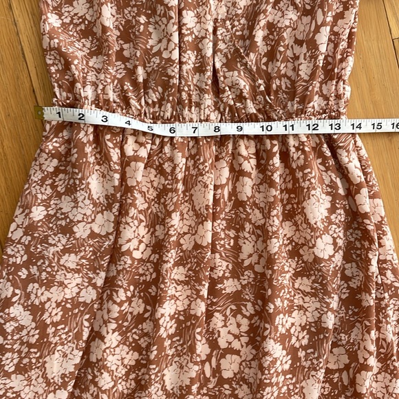 Floral V-Neck Ruffle Dress - Picture 8 of 10